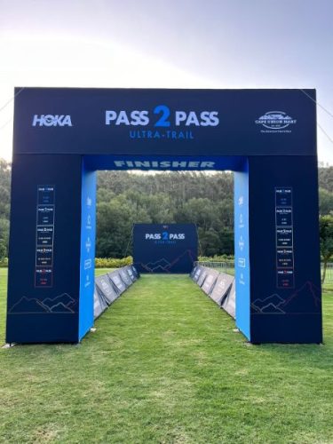 Arch Banner